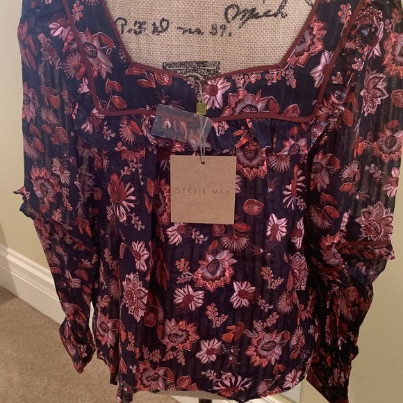 Steve May Floral Blouse - Picture 3 of 5